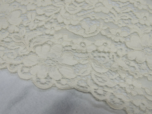 PIZZO MACRAME' ABBIGLIAMENTO cm 150